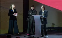 na zdjęciu osoby podczas uroczystości