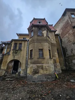 Cieszyńska 23a widok dachu od strony ogrodu po remoncie.