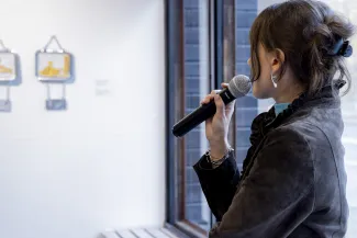 Na zdjęciu oprowadzanie artystyczno-kuratorskie