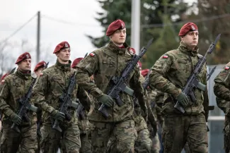 na zdjęciu osoby podczas świętowania