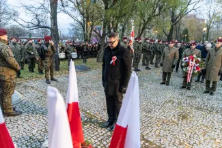 na zdjęciu osoby podczas świętowania