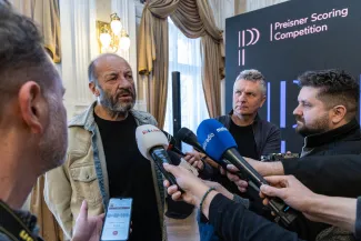 na zdjęciu osoby podczas konferencji