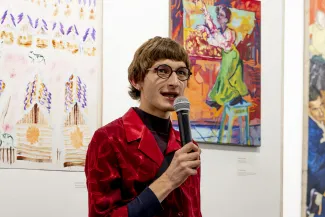 Na zdjęciu oprowadzanie artystyczno-kuratorskie