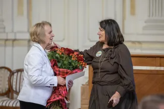 na zdjęciu osoby podczas uroczystości