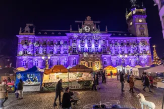 na zdjęciu osoby podczas Świąt na Starówce