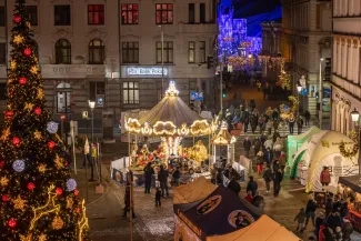 na zdjęciu osoby podczas Świąt na Starówce