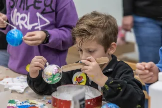 na zdjęciu osoby podczas Świąt na Starówce