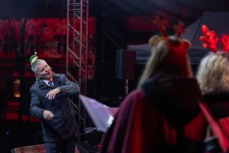 na zdjęciu osoby podczas Świąt na Starówce