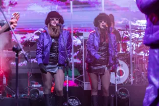 na zdjęciu osoby podczas Sylwestra