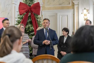 na zdjęciu osoby podczas konferencji