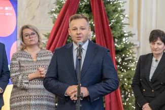 na zdjęciu osoby podczas konferencji