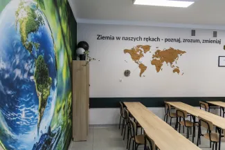 na zdjęciu osoby podczas otwarcia