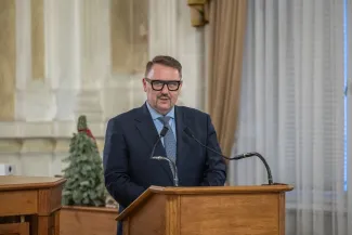 na zdjęciu osoby podczas spotania