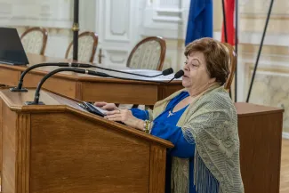 na zdjęciu osoby podczas spotania