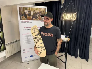 Zdjęcie przedstawiające osobę w Punkcie 11.