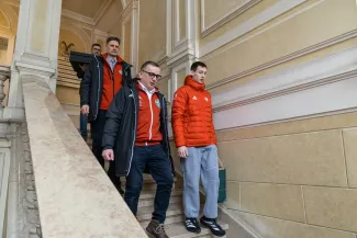 na zdjęciu osoby podczas spotkania