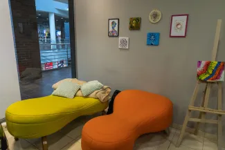 na zdjęciu osoby podczas otwarcie