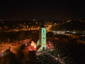 na zdjęciu kościół