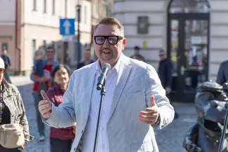 na zdjęciu osoby podczas otwarcia 