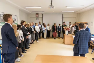 na zdjęciu osoby podczas otwarcia pracowni