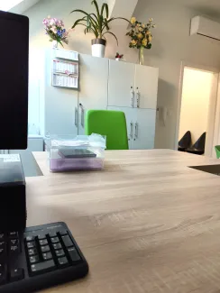 Zdjęcie przedstawiające salę konferencyjną nr 6 w budynku przy ul. Cieszyńskiej 18