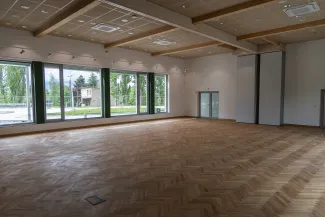 na zdjęciu nowy dom kultury
