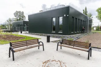 na zdjęciu nowy dom kultury