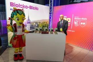 na zdjęciu stoisko miasta