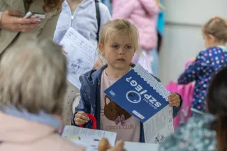 na zdjęciu osoby podczas gry miejskiej