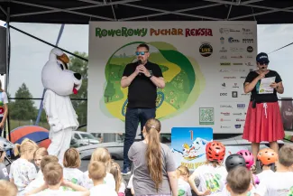 na zdjęciu osoby podczas zawodów