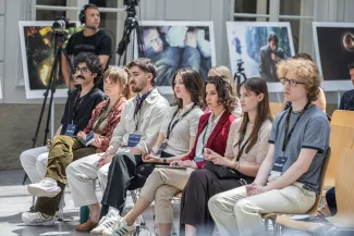 na zdjęciu osoby podczas konferencji