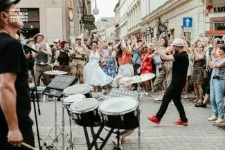 na zdjęciu muzycy
