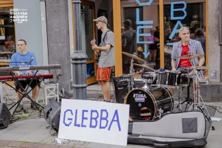 na zdjęciu muzycy
