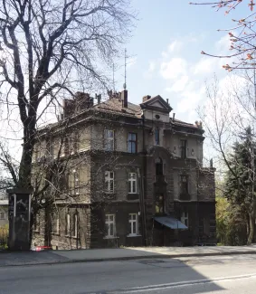 Dom przy ul. Krakowskiej 10 widok przed remontem. 