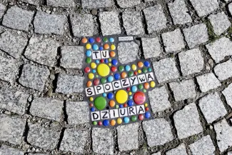 Na zdjęciu: mozaika EMENEM