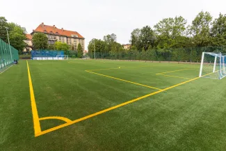 na zdjęciu nowe boisko