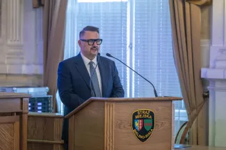 na zdjęciu osoby podczas uroczyści