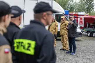 na zdjęciu służby podczas ćwiczeń