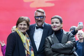 na zdjęciu osoby podczas uroczystości