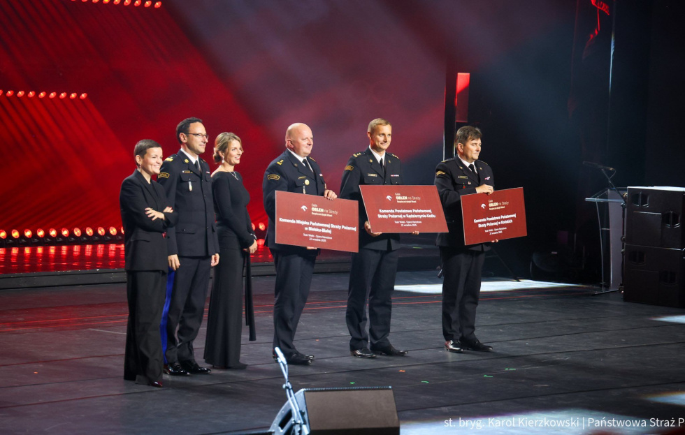 fot. organizator Na zdjęciu stojący ludzie