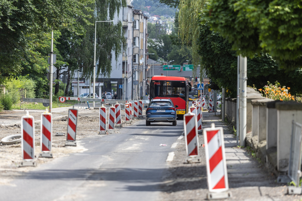 fot. Paweł Sowa/Wydział Prasowy UMBB Na zdjęciu ulica Piastowska w remoncie