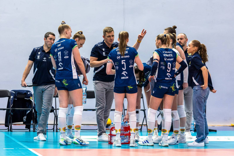 na zdjęciu siatkarki