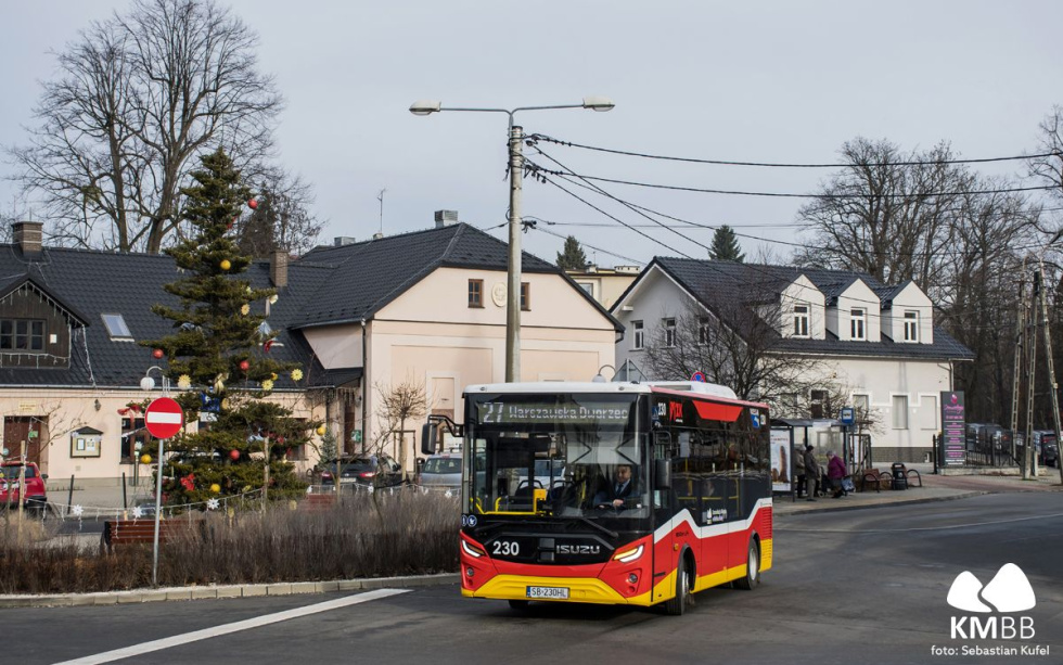 Na zdjęciu autobus linii 27 