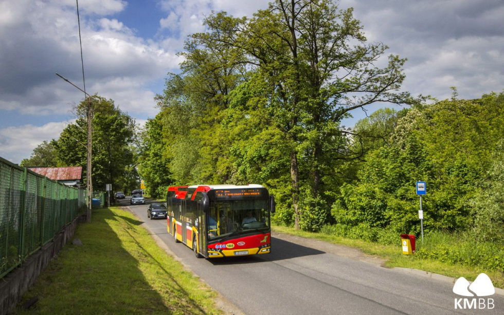 Na zdjęciu autobus 