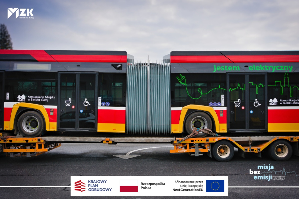 Na zdjęciu autobus 