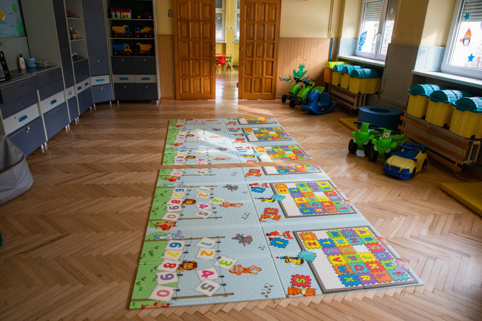 Na zdjęciu sala w żłobku 