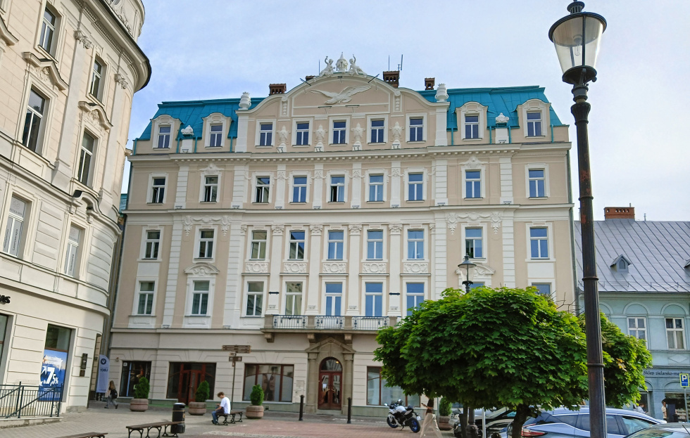 Na zdjęciu budynek Hotel pod Orłem 