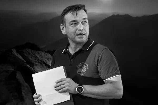 Na zdjęciu Paweł Ząbek 