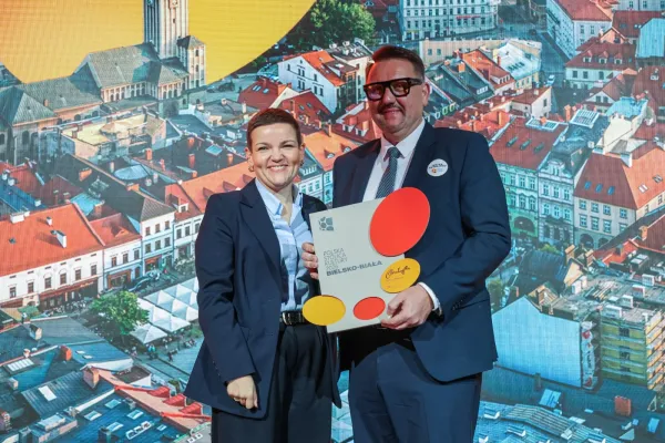 Na zdjęciu prezydent i ministra 