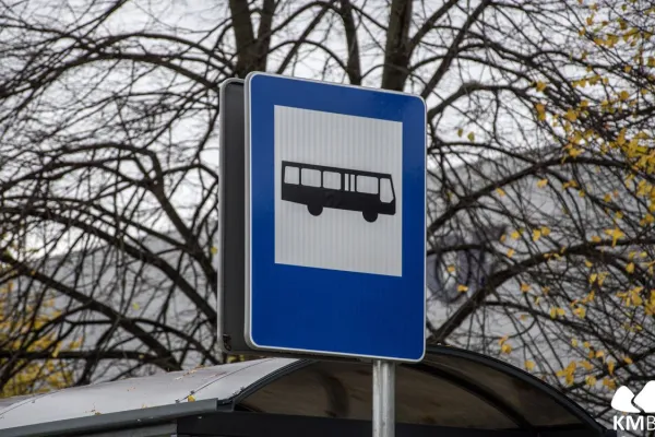 na zdjęciu przystanek 